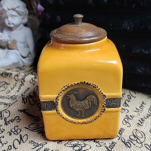Vintage rare Pier 1 small stoneware canister vibrant yellow rooste